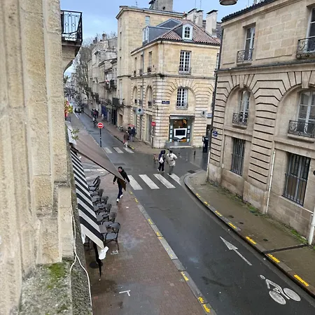 Disponible A La Location Disponible Bordeaux